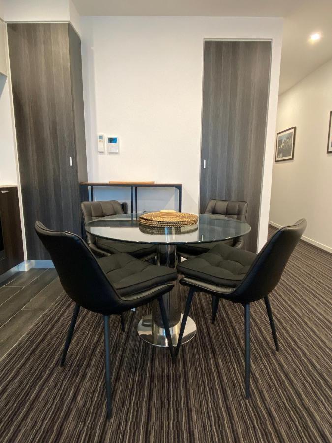 Modern, Quiet 1 Bed Apt on Fitzroy St, Opposite Albert Park Melbourne City Exterior foto