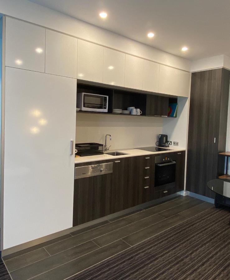 Modern, Quiet 1 Bed Apt on Fitzroy St, Opposite Albert Park Melbourne City Exterior foto