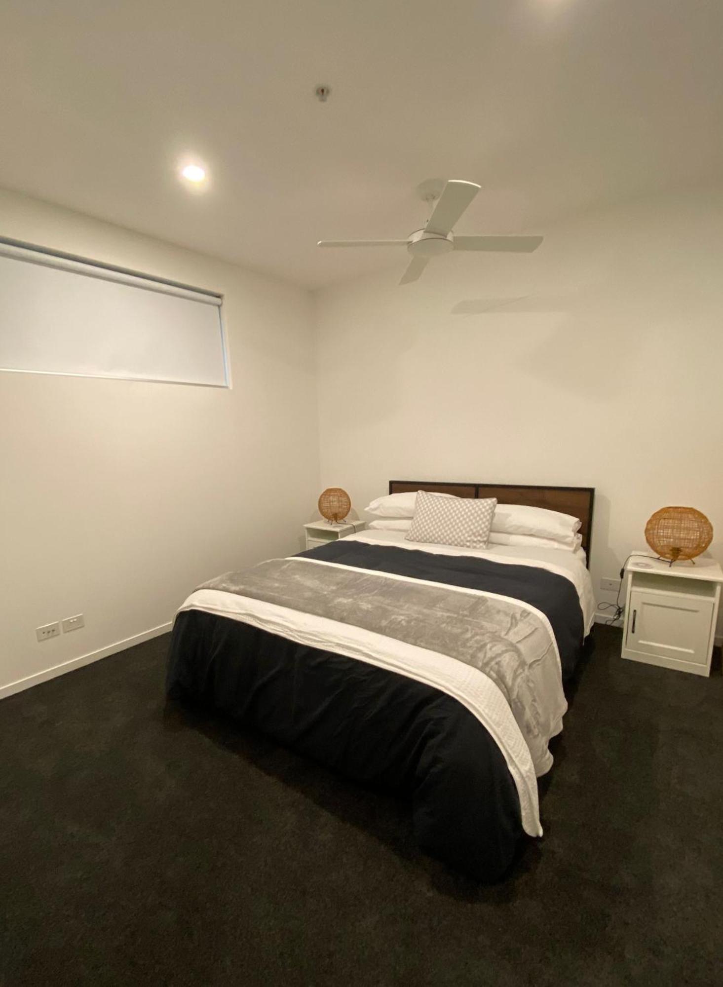 Modern, Quiet 1 Bed Apt on Fitzroy St, Opposite Albert Park Melbourne City Exterior foto